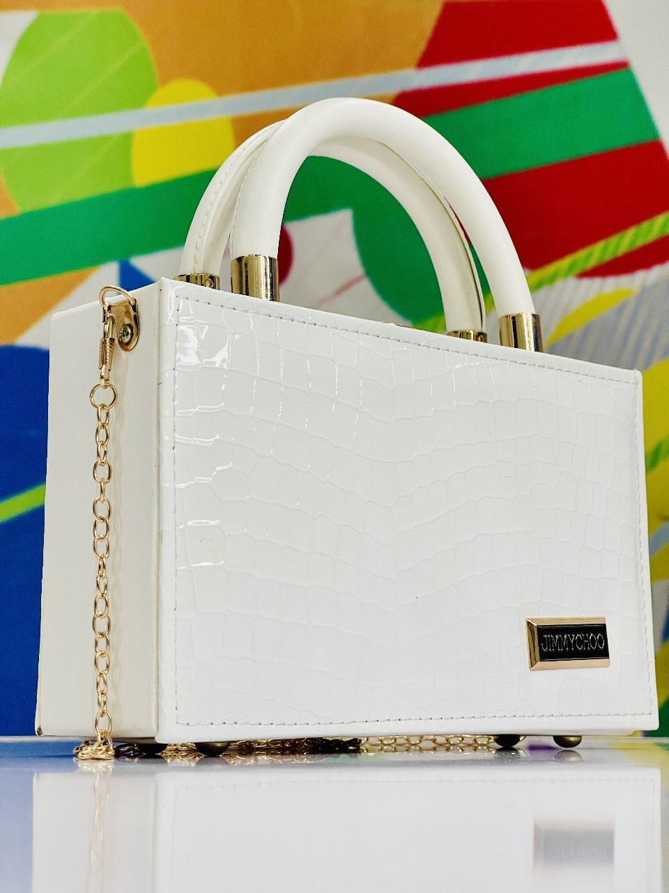 White Crocodile Pattern Ladies Handbag - Stylish, Spacious, and Durable