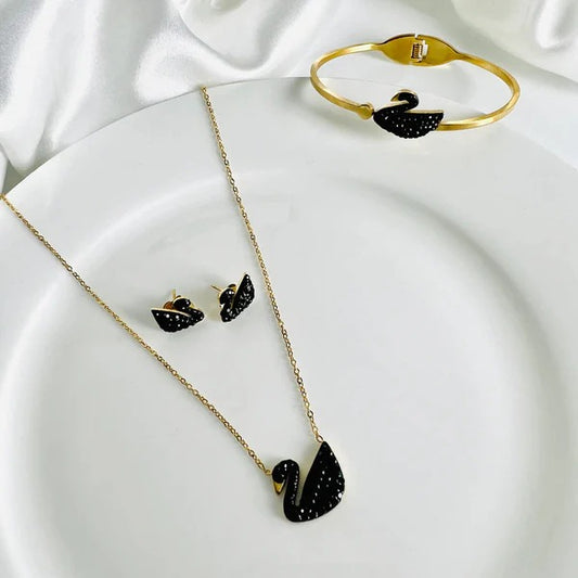 Jaims Black Charm Jewelry Set