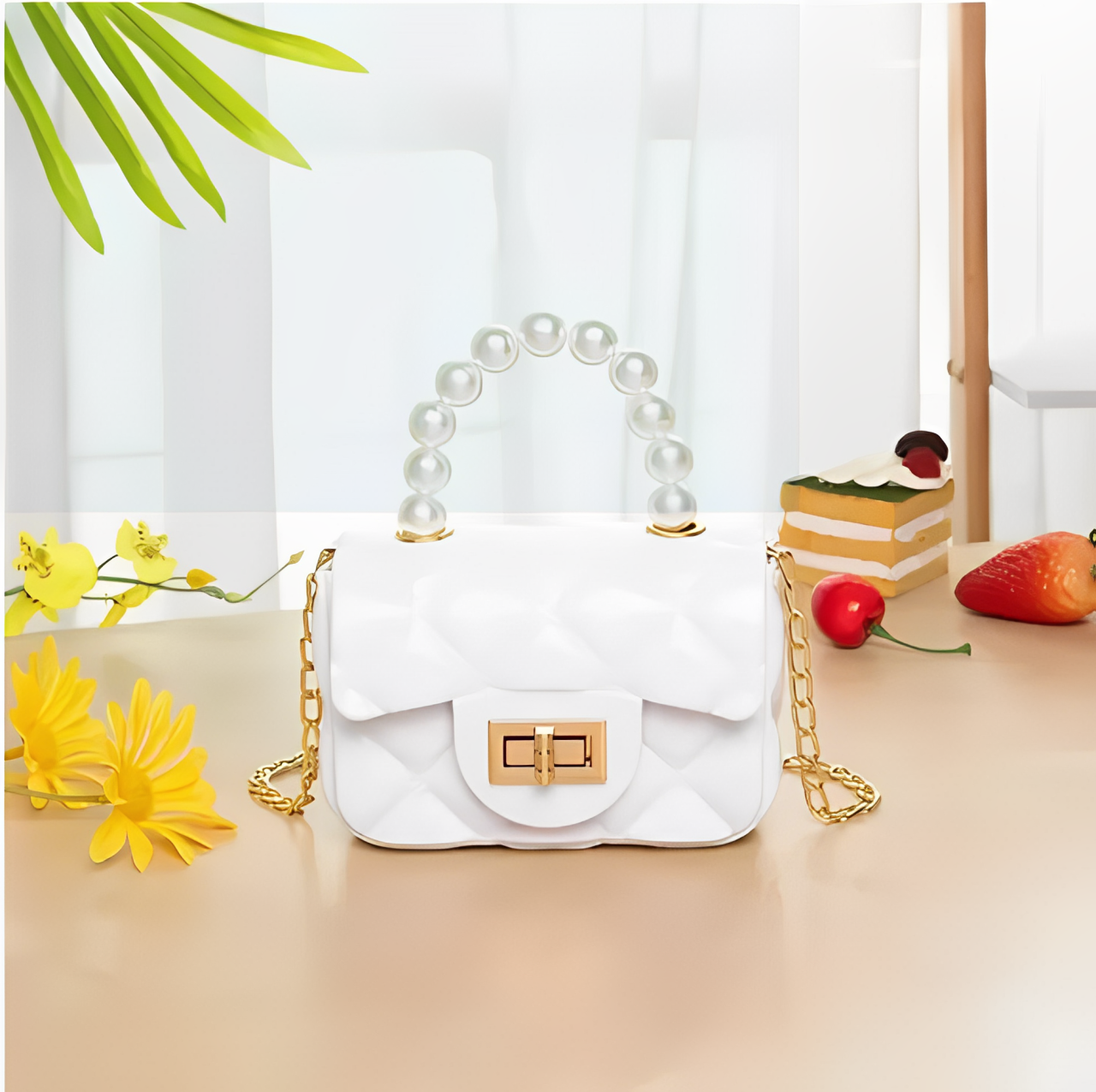 Luxurious mini white ladies hand bag